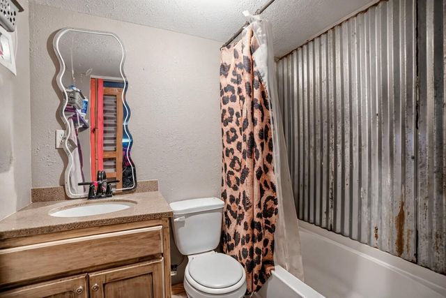 283 Walnut Cove Road, Onalaska, TX 77360