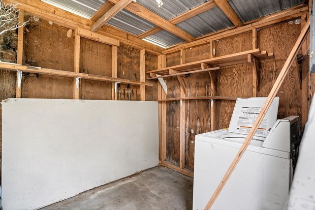 283 Walnut Cove Road, Onalaska, TX 77360