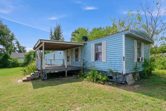 283 Walnut Cove Road, Onalaska, TX 77360