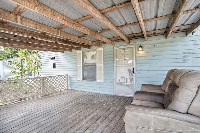 283 Walnut Cove Road, Onalaska, TX 77360