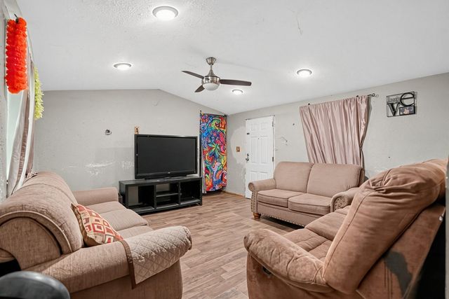 283 Walnut Cove Road, Onalaska, TX 77360