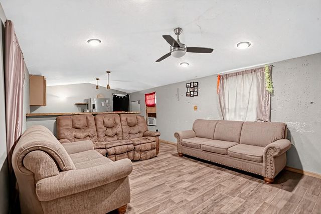 283 Walnut Cove Road, Onalaska, TX 77360