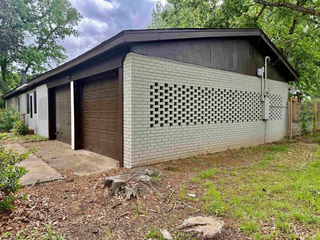 1911 Graham Road, Jacksonville, AR 72076