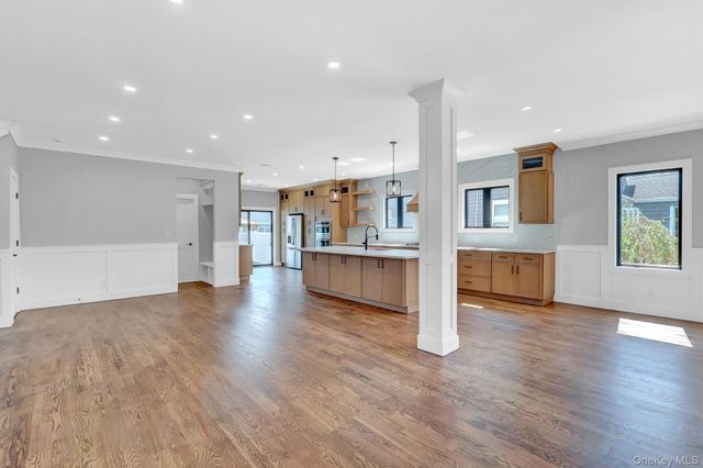 1370 Noel Court, Merrick, NY 11566