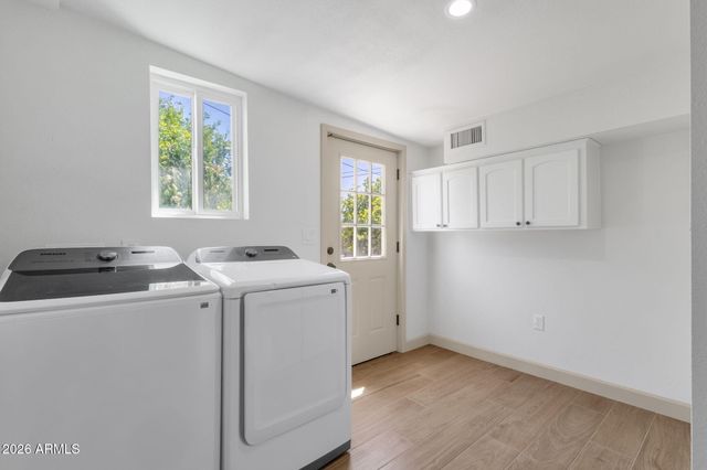 9514 N 2ND Street, Phoenix, AZ 85020