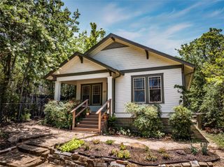 907 E 15th ST, Austin, TX 78702