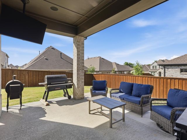 603 Crystal View Drive, Mansfield, TX 76063