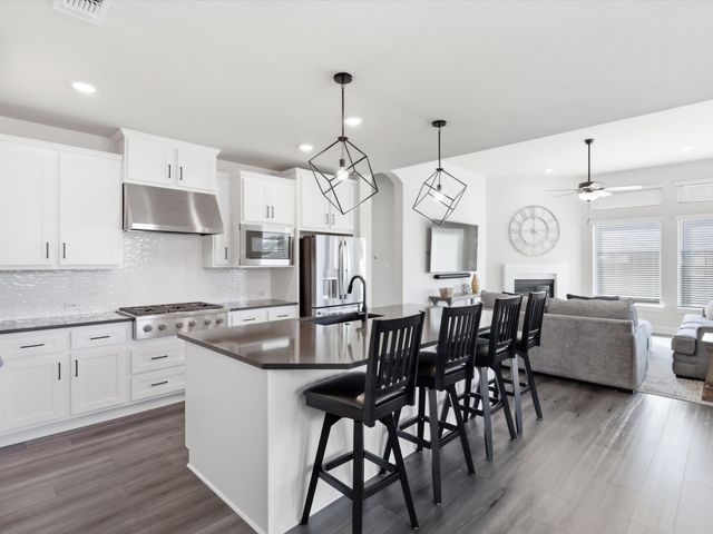 603 Crystal View Drive, Mansfield, TX 76063