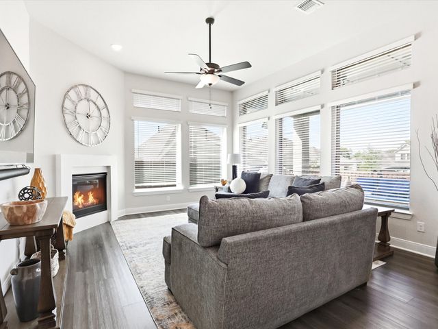 603 Crystal View Drive, Mansfield, TX 76063