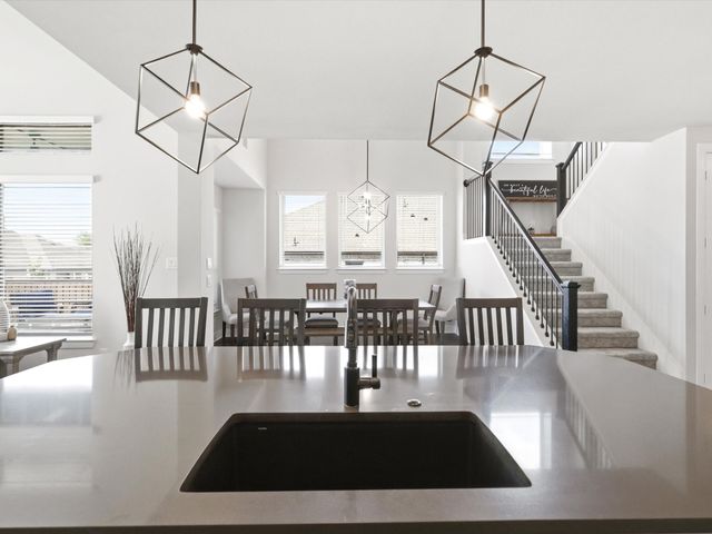 603 Crystal View Drive, Mansfield, TX 76063