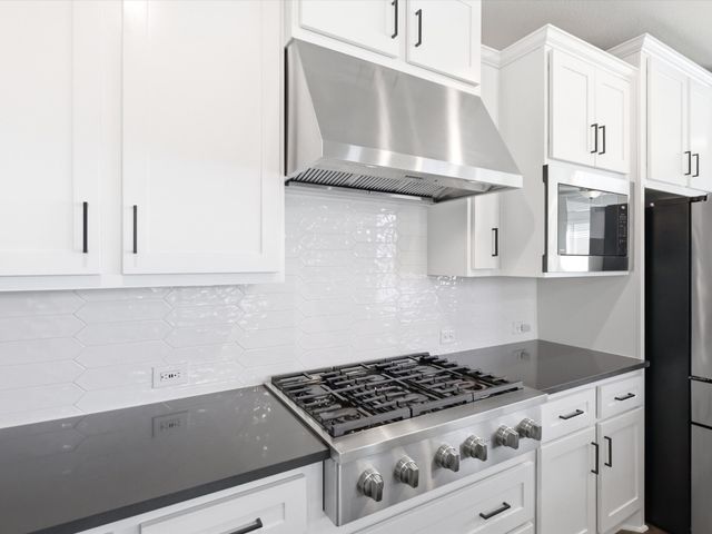 603 Crystal View Drive, Mansfield, TX 76063