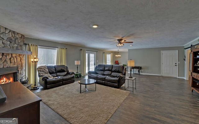 461 Kel Horn Road, Blairsville, GA 30512