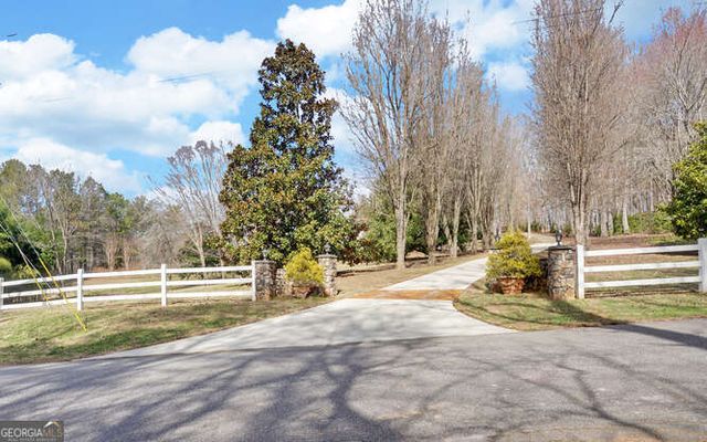 461 Kel Horn Road, Blairsville, GA 30512