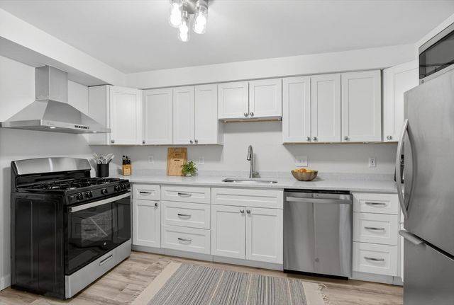 1461 Pawtucket Blvd 4-8, Lowell, MA 01854