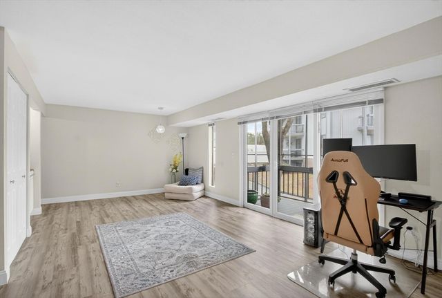 1461 Pawtucket Blvd 4-8, Lowell, MA 01854