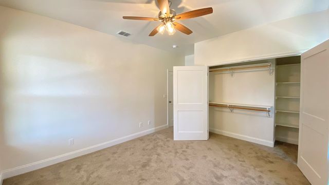 97 W Westwood Lane, Kerrville, TX 78028