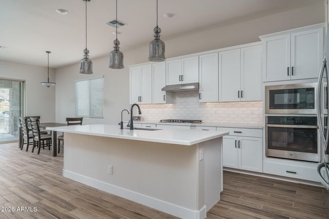5888 N 206TH Lane, Buckeye, AZ 85396