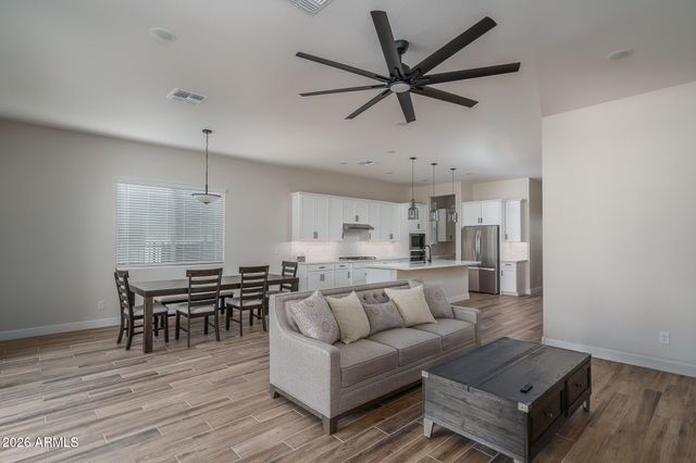 5888 N 206TH Lane, Buckeye, AZ 85396