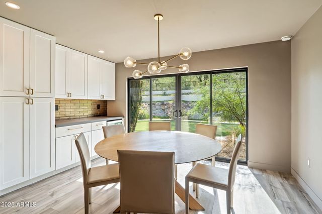 9046 N 28TH Street, Phoenix, AZ 85028