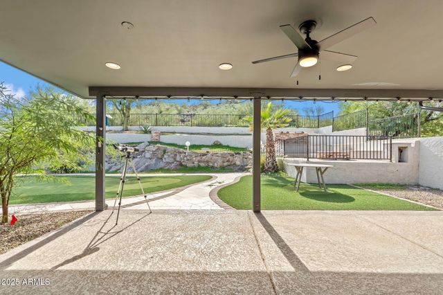 9046 N 28TH Street, Phoenix, AZ 85028