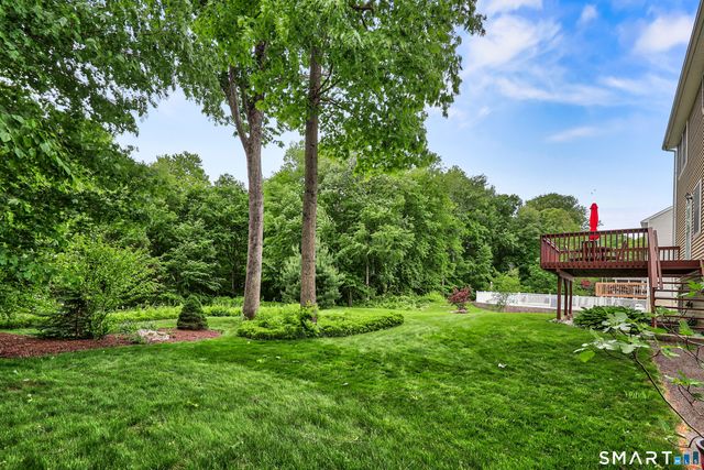 30 Bridle Trail Drive, Naugatuck, CT 06770
