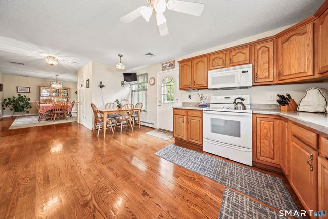 30 Bridle Trail Drive, Naugatuck, CT 06770