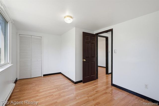 20219 Nicke Street, Clinton Township, MI 48035