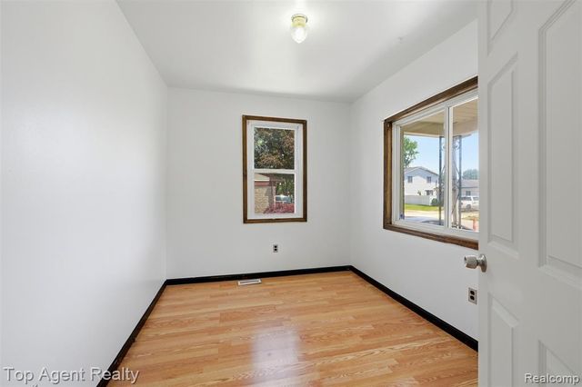 20219 Nicke Street, Clinton Township, MI 48035