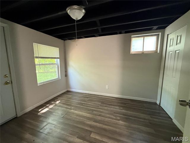 10124 Winkler Drive, St Louis, MO 63136
