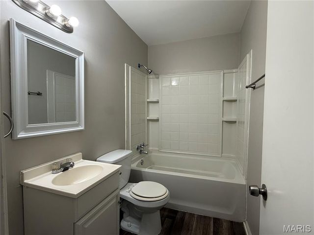 10124 Winkler Drive, St Louis, MO 63136