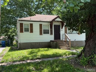 10124 Winkler Drive, St Louis, MO 63136