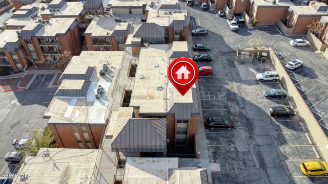 4433 N Stanton Street I 405, El Paso, TX 79902