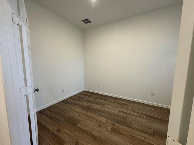 1310 W Shepard Drive, Dayton, TX 77535