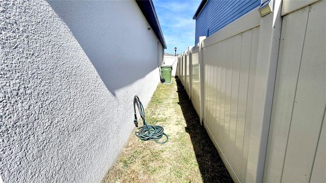 909 CAMBRIDGE DRIVE, Winter Haven, FL 33881