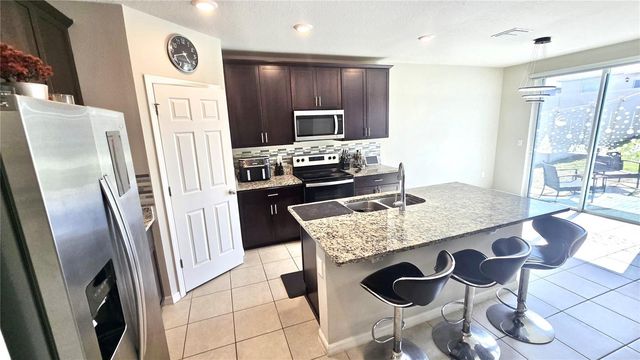 909 CAMBRIDGE DRIVE, Winter Haven, FL 33881