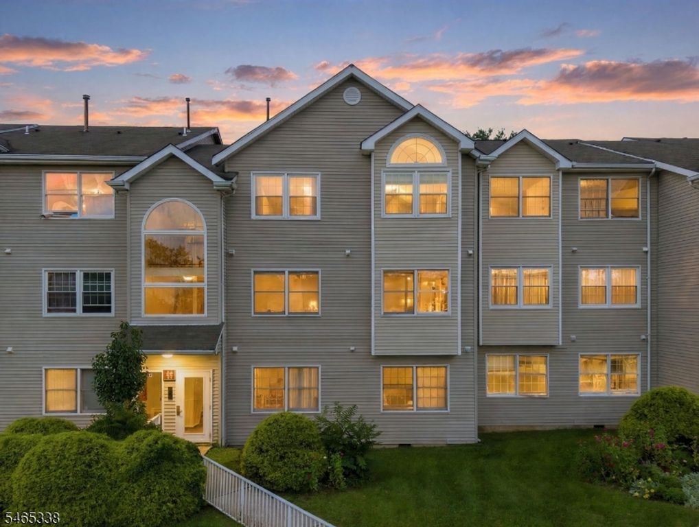 732 Edpas Rd, New Brunswick City, NJ 08901 — photo 2