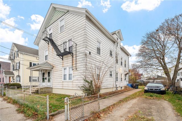 13 Elizabeth Street, Cumberland, RI 02864