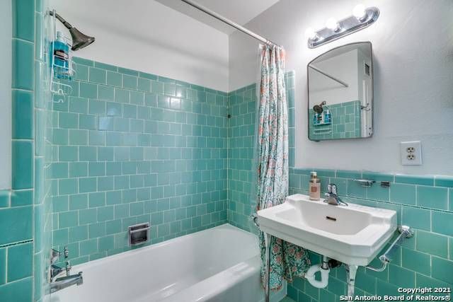 115 BEVERLY DR, San Antonio, TX 78201