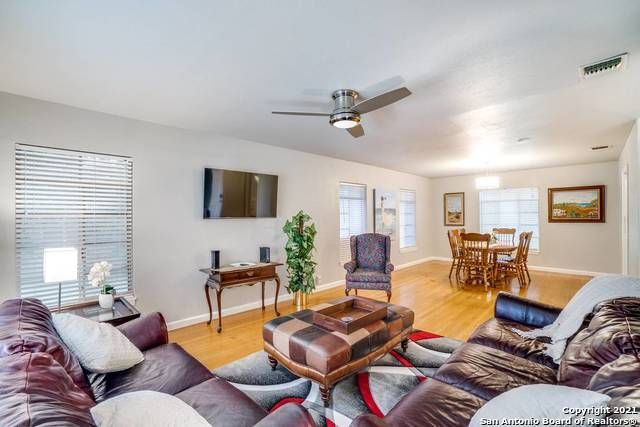 115 BEVERLY DR, San Antonio, TX 78201