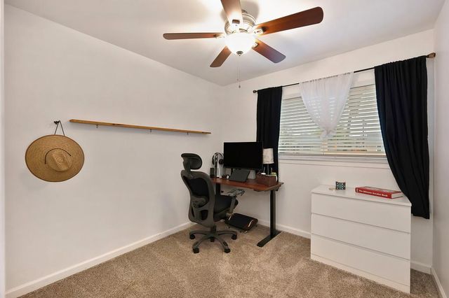 2036 Waterford Rd, Sacramento, CA 95815