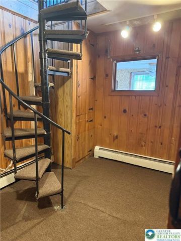 102 Creek Drive, Polk Twp, PA 18058