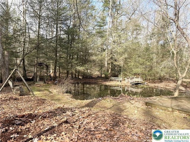 102 Creek Drive, Polk Twp, PA 18058