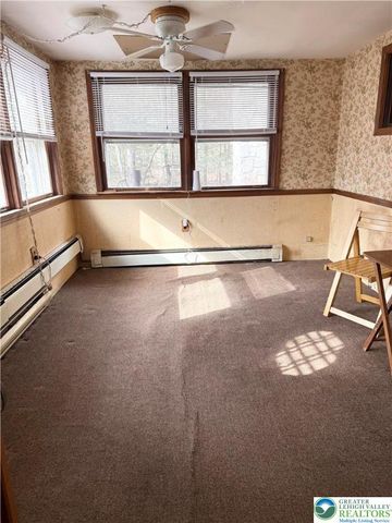 102 Creek Drive, Polk Twp, PA 18058