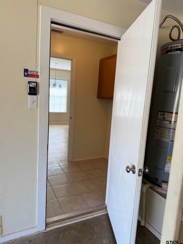 401 Magnolia Court, Whitehouse, TX 75791