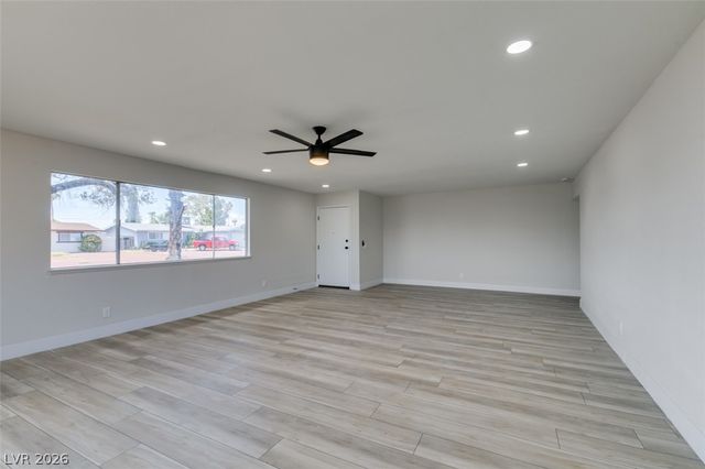 5901 Shawnee Avenue, Las Vegas, NV 89107