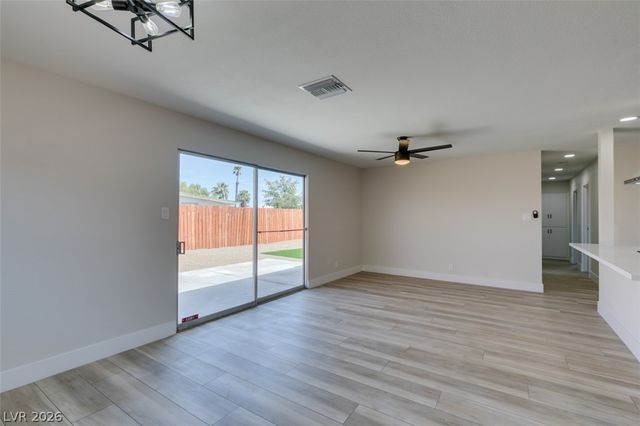 5901 Shawnee Avenue, Las Vegas, NV 89107