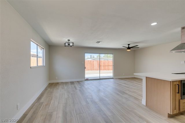 5901 Shawnee Avenue, Las Vegas, NV 89107