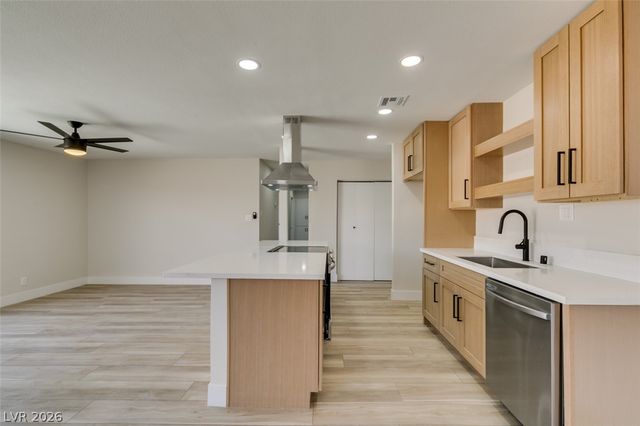 5901 Shawnee Avenue, Las Vegas, NV 89107