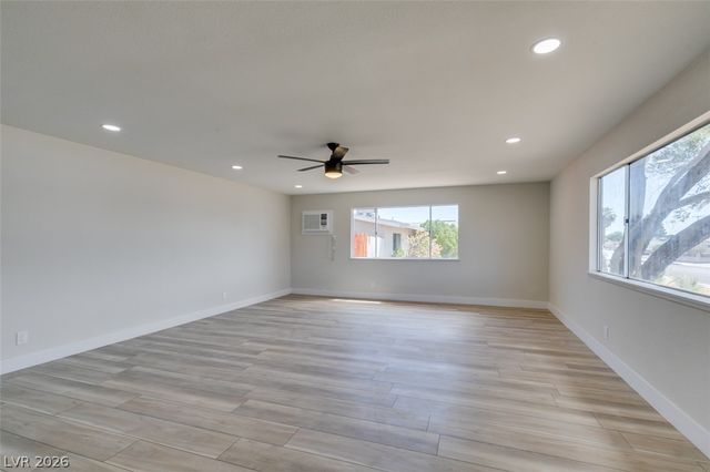5901 Shawnee Avenue, Las Vegas, NV 89107