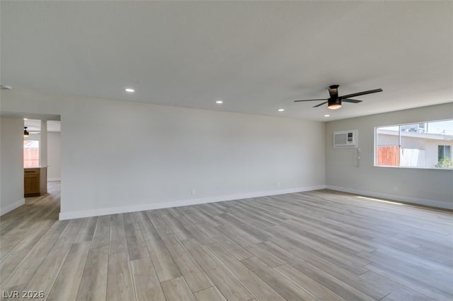 5901 Shawnee Avenue, Las Vegas, NV 89107